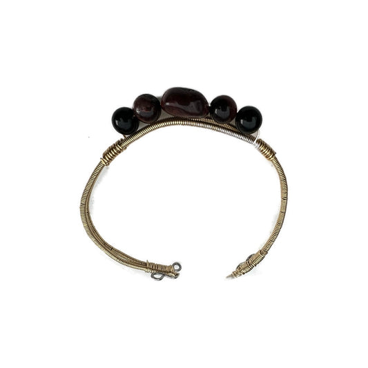 Pulsera alambrada