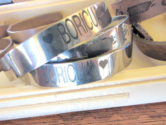 Pulsera gravada
